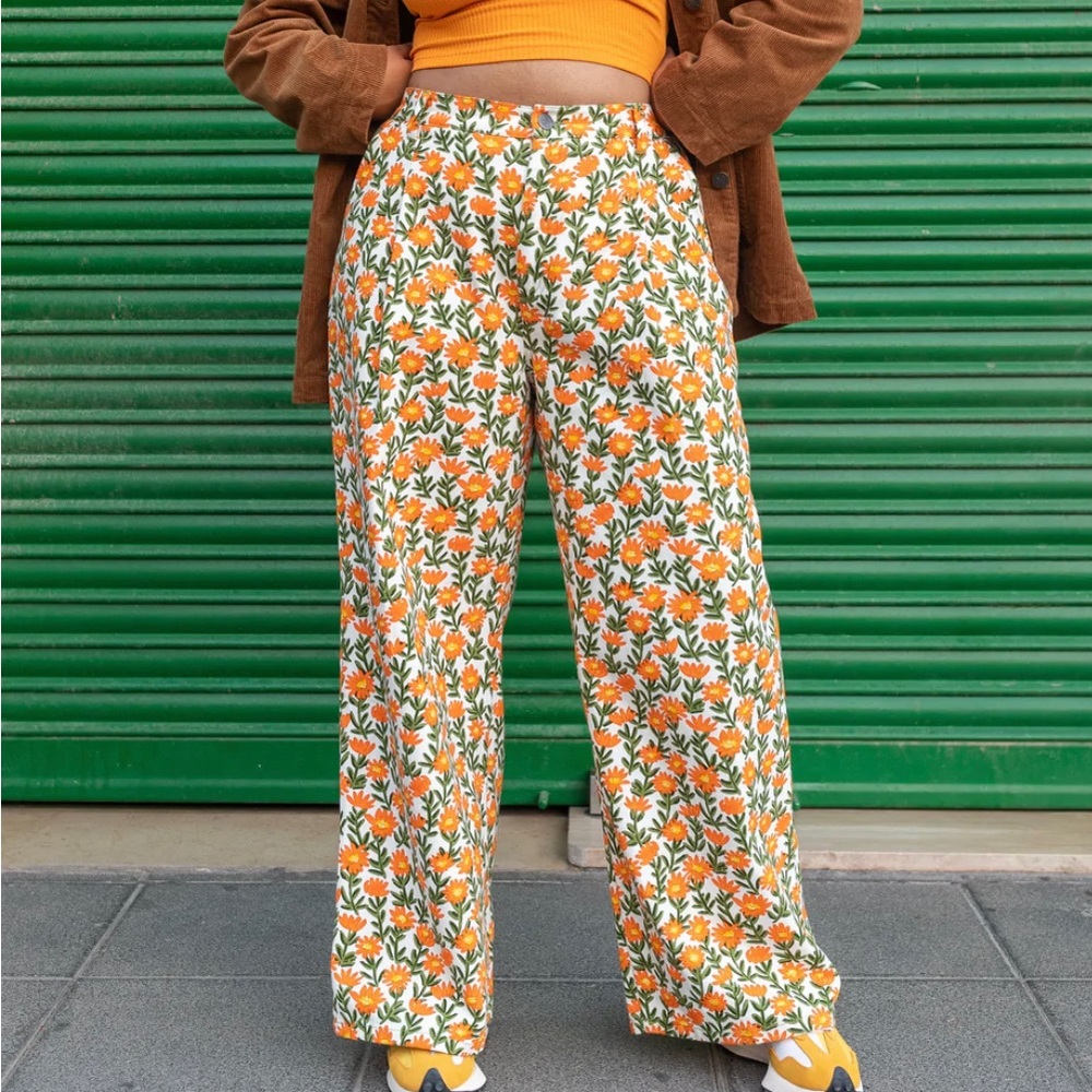 NWT Lucy & Yak Denim Cole Floral Pants Size 42